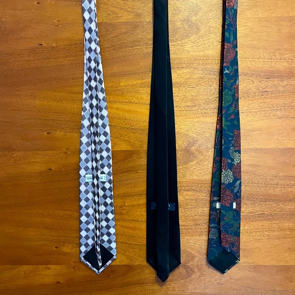 3 Men’s Ties Floral, Checkered, and Solid Black - Picture 4 of 14